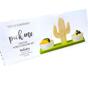 Adorable Cactus hors d’oeuvres tray new in box